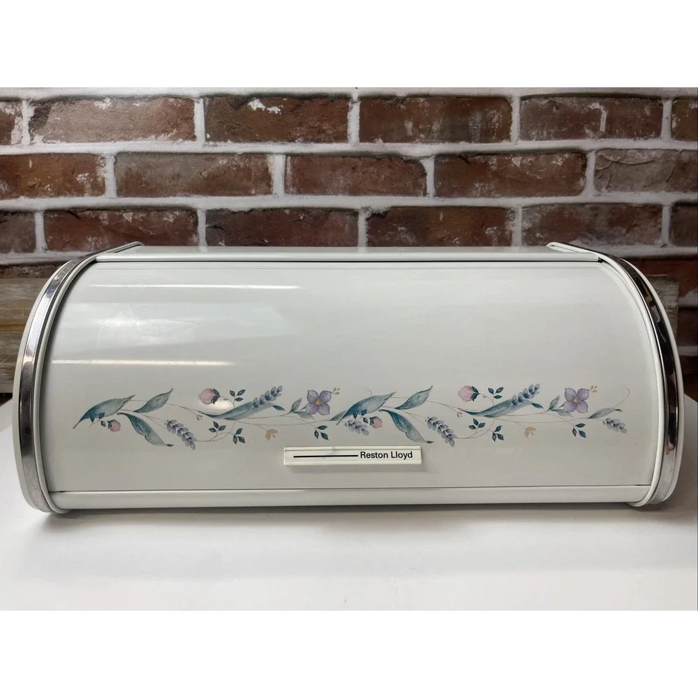 Reston Lloyd Metal Bread Box 